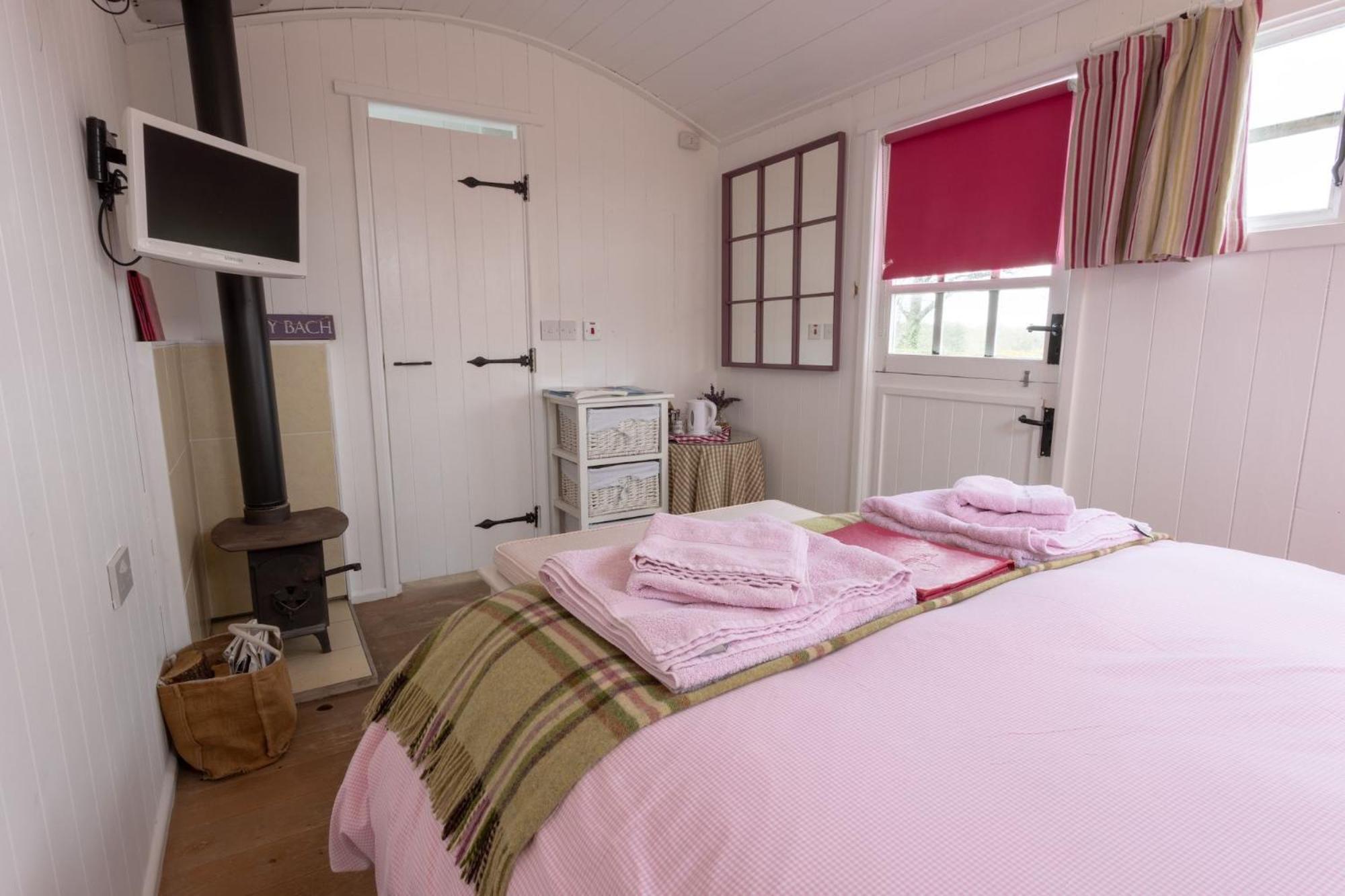 Villa The Outbuildings Newborough  Exterior foto